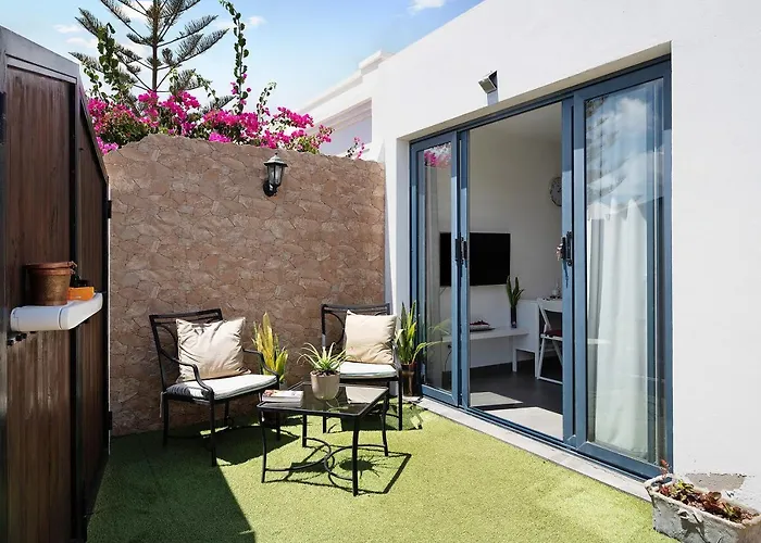 Rosales Daire Playa Blanca